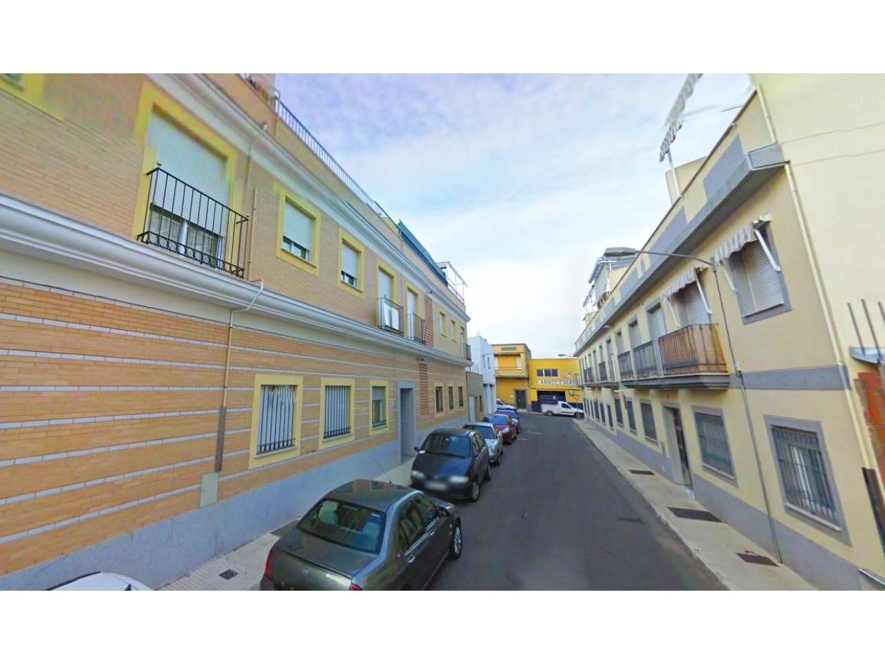 Exterior view of Apartment to rent in Badajoz Capital  with Air Conditioner, Heating and Storage room