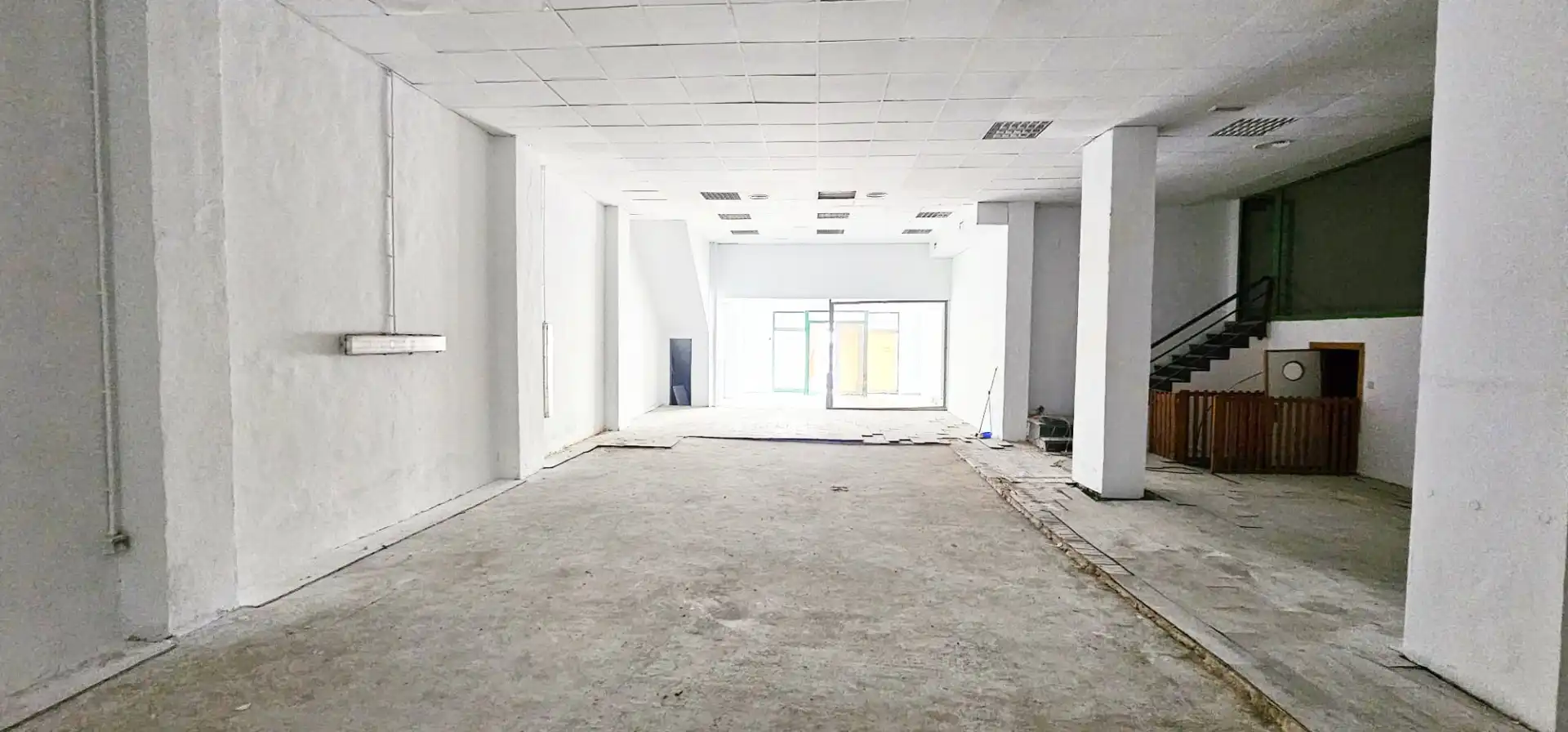Local comercial en venta en Calle Tierno Galván 8, imagen 20
