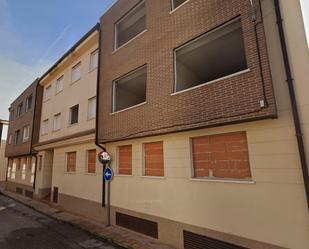 Exterior view of Flat for sale in Camarena  with Heating, Private garden and Storage room