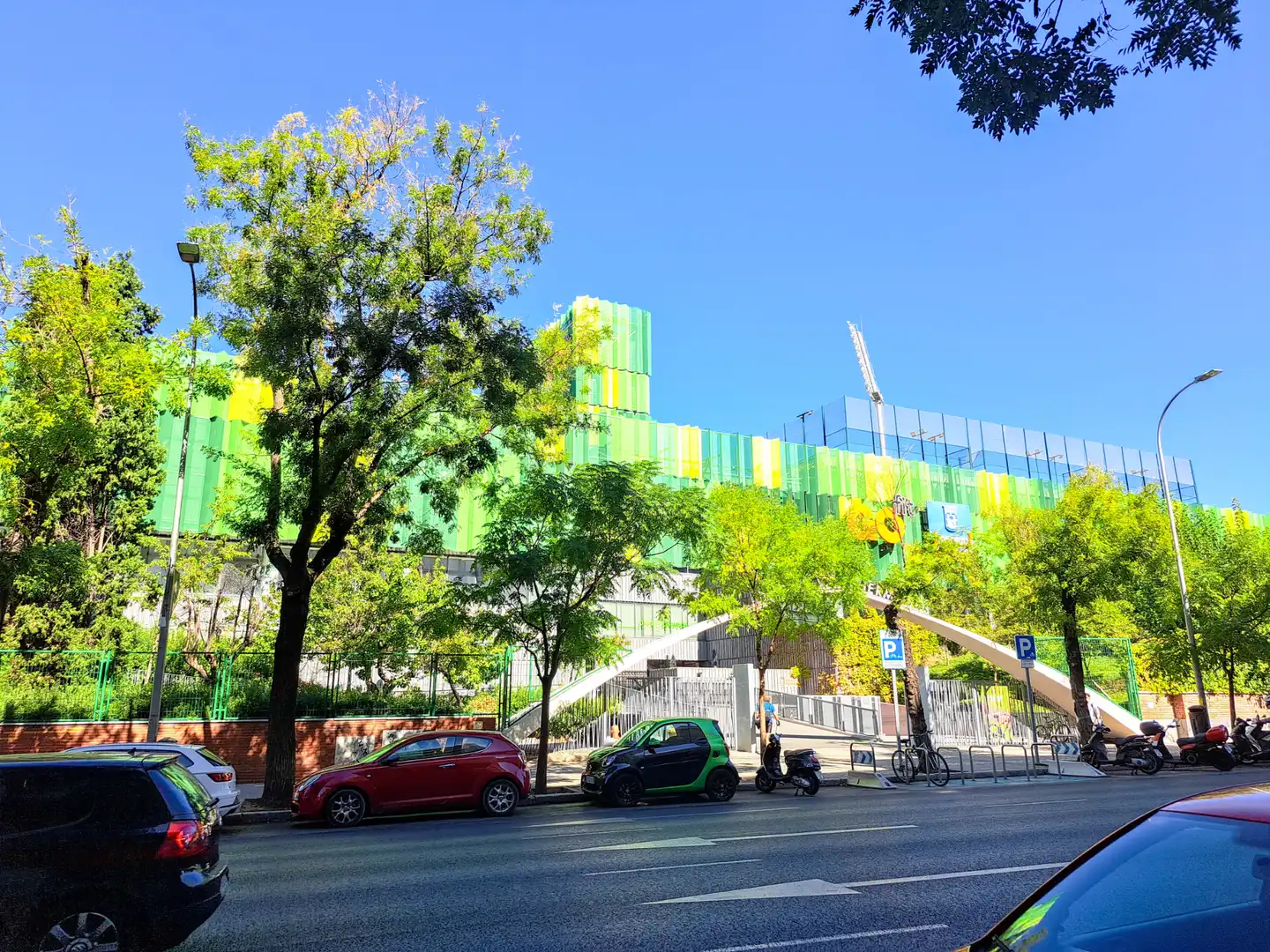 Vista exterior de Estudi en venda en Madrid amb Aire condicionat, Calefacció i Parquet