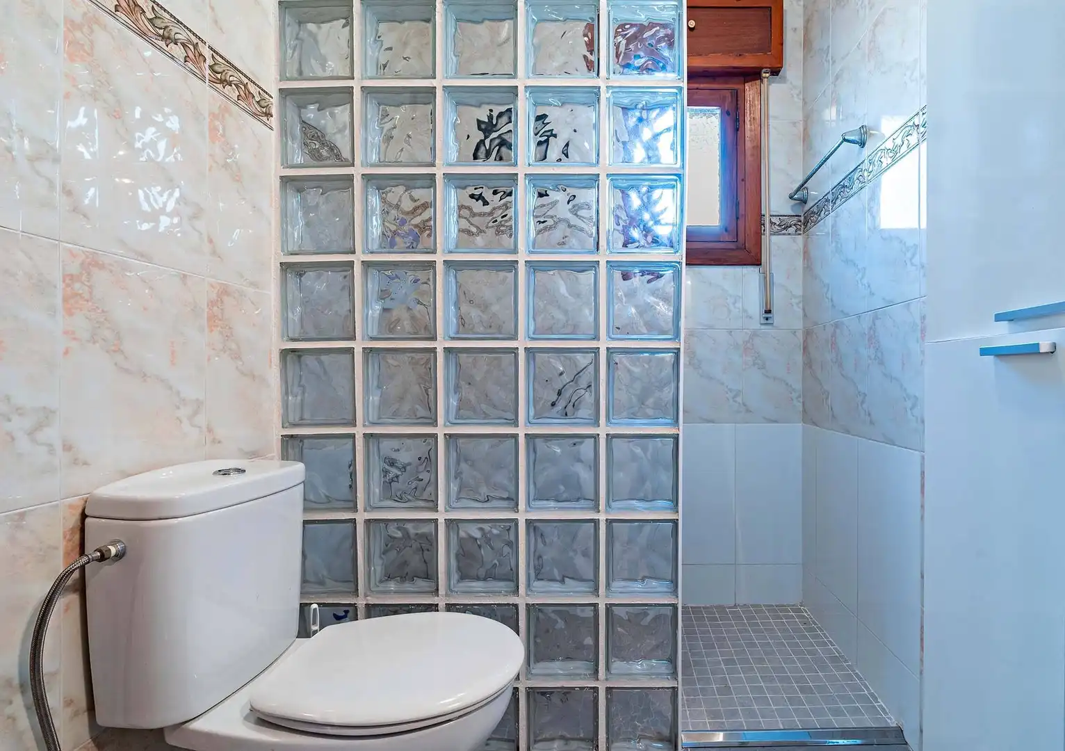 Baño de Casa o chalet en venta en Roquetas de Mar con Jardín privado, Terraza y Trastero