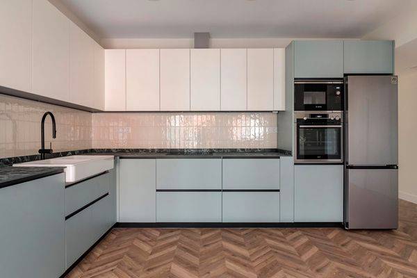 Piso en Venta en Calle de Ariza en Los Cármenes