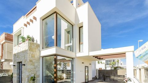 RESIDENCIAL DE OBRA NUEVA DE VILLAS EN LOS MONTESINOS