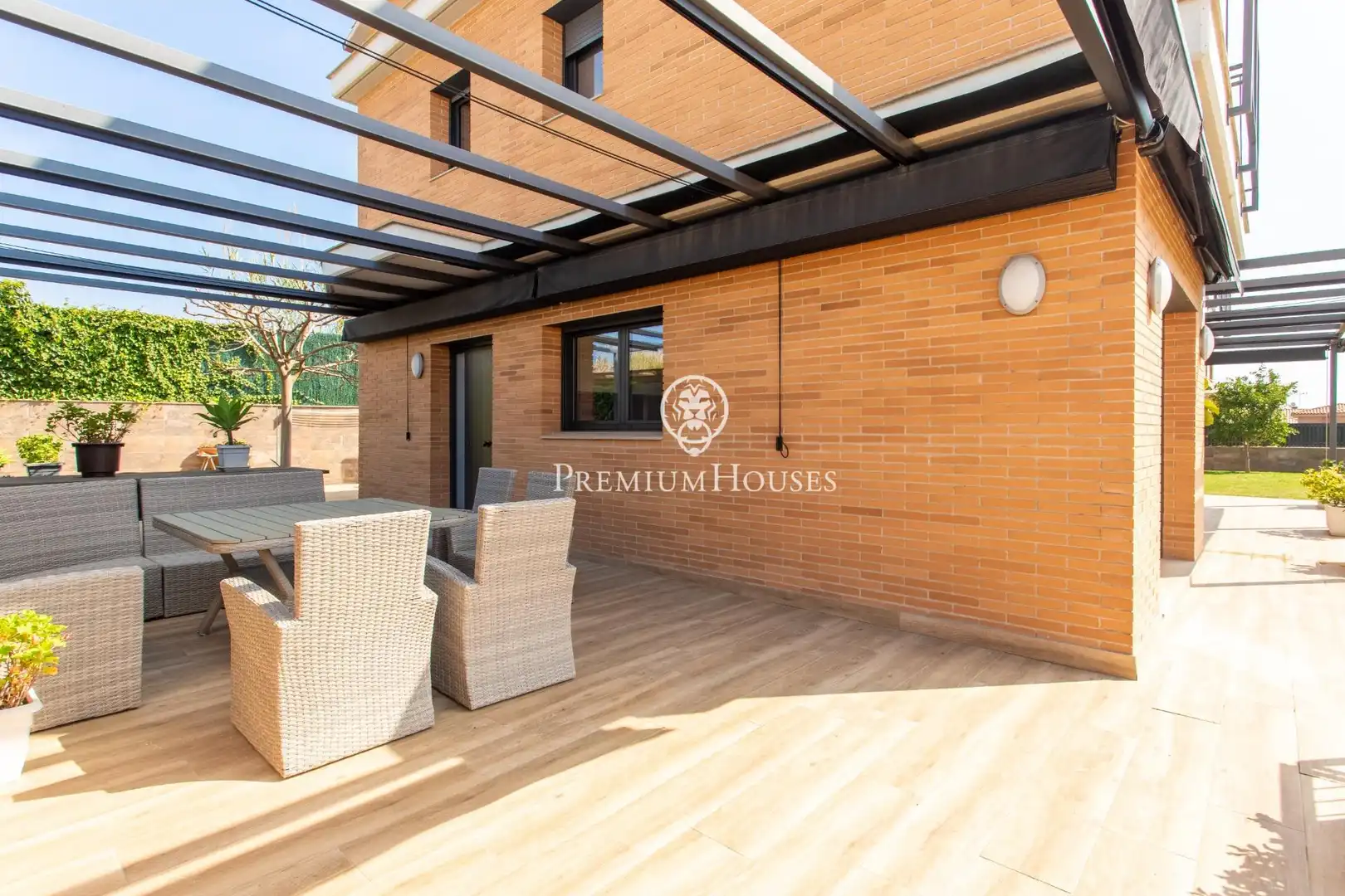 Terrassa de Casa o xalet en venda en Cabrera de Mar amb Calefacció, Jardí privat i Parquet