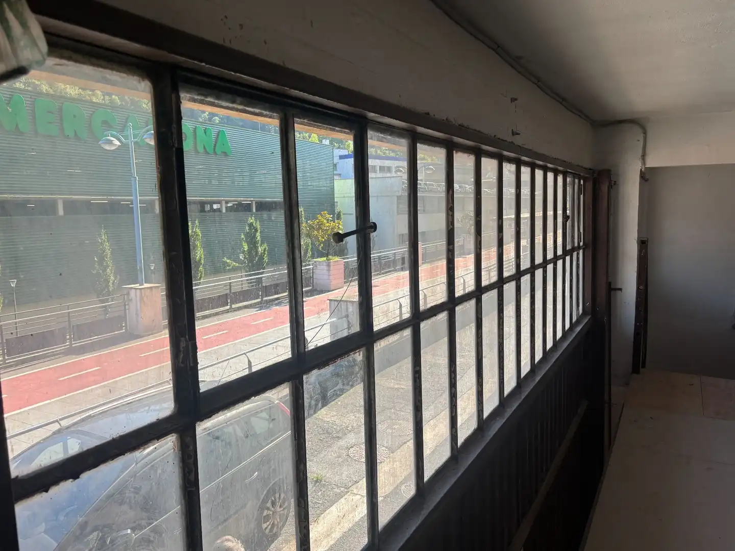 Vista exterior de Garatge en venda en Eibar