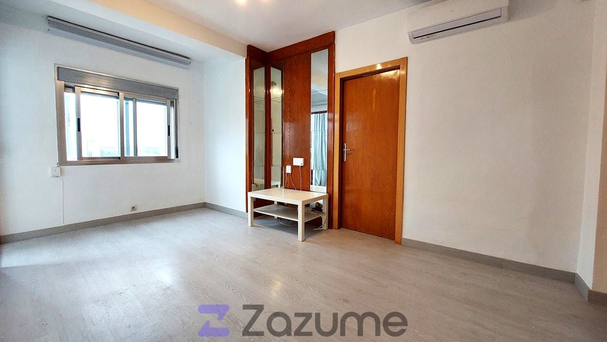 Apartament de lloguer a C. de Carabelos, San Fermín
