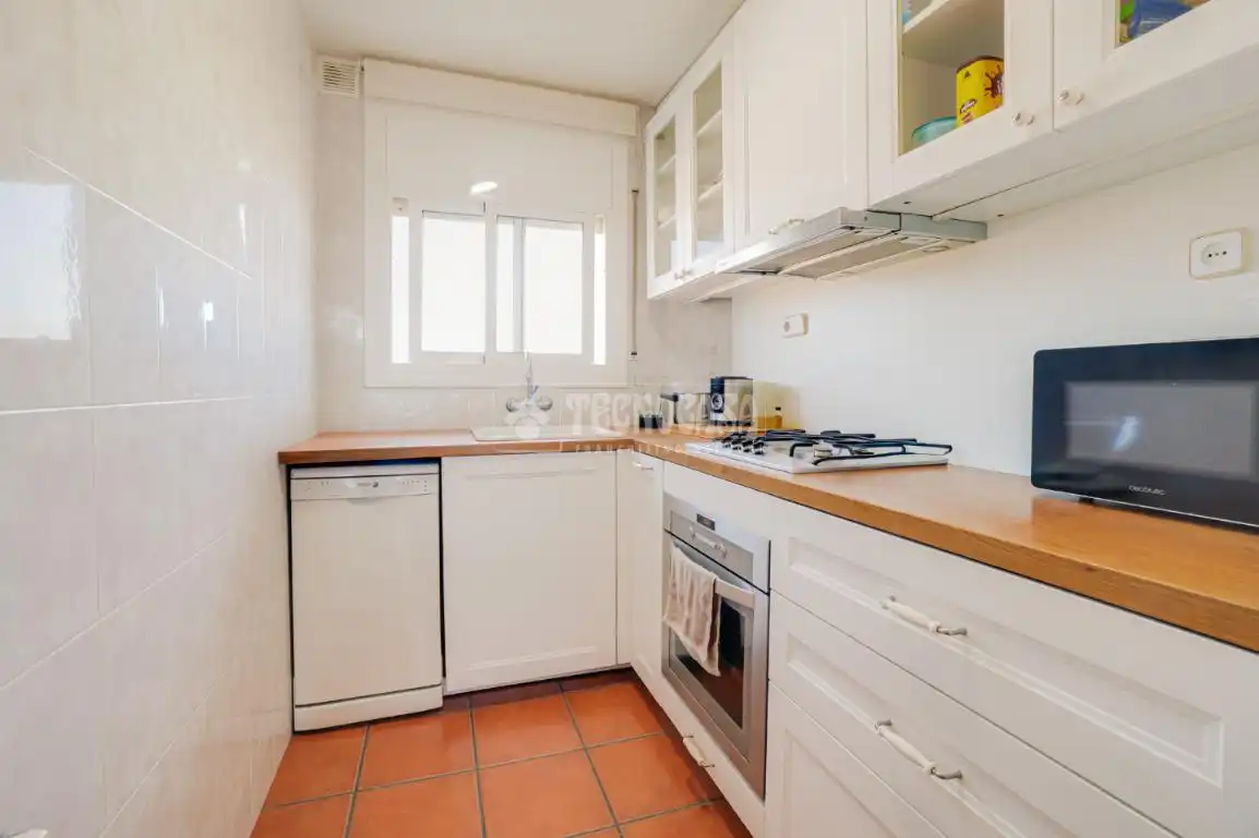 Cocina de Piso en venta en Terrassa con Calefacción y Balcón