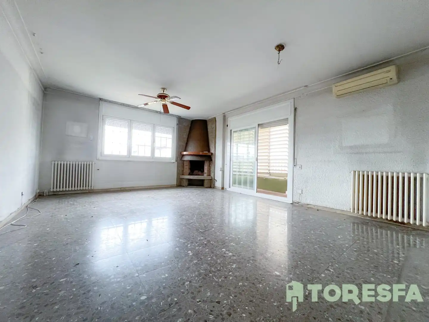 Sala de estar de Piso en venta en Granollers con Aire acondicionado, Calefacción y Balcón