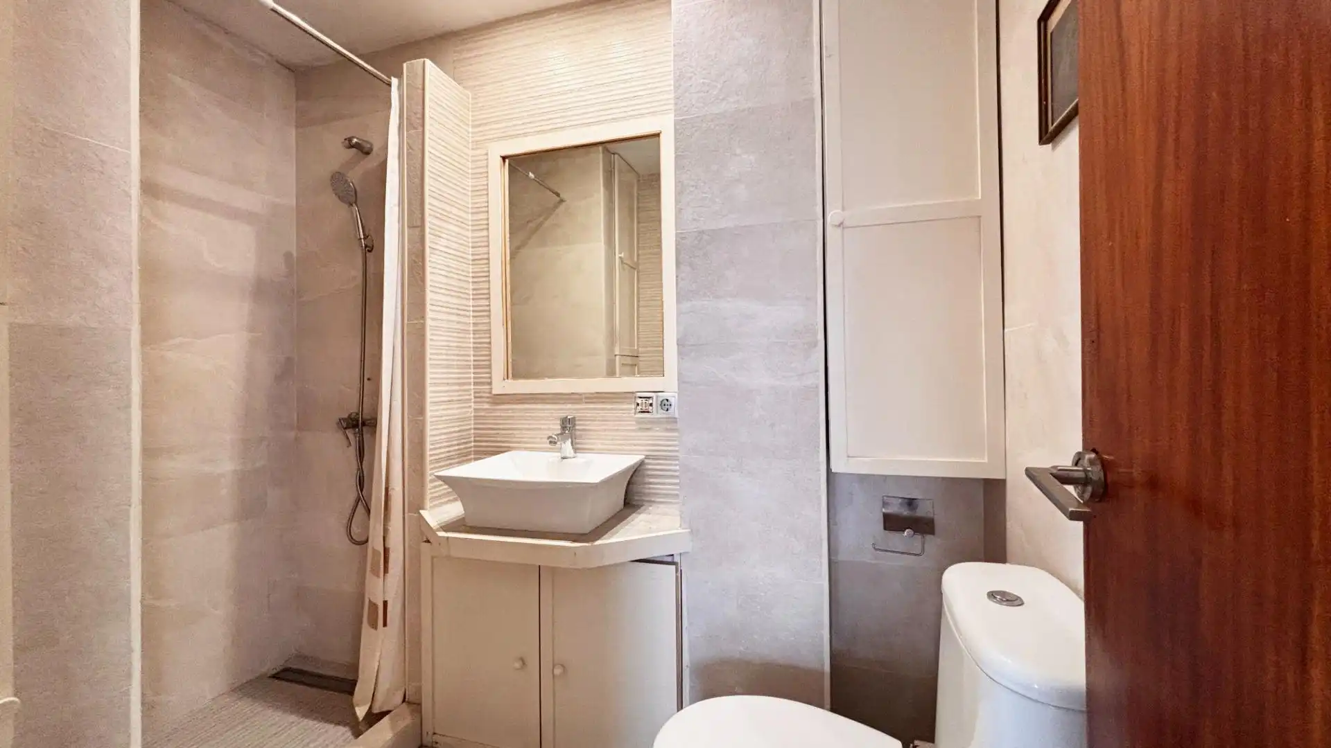 Piso con terraza en venta en Calle COLUBI, imagen 18