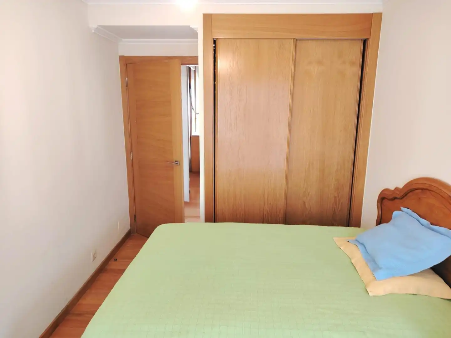 Habitación de Apartamento en venta en Nigrán con Calefacción, Terraza y Balcón