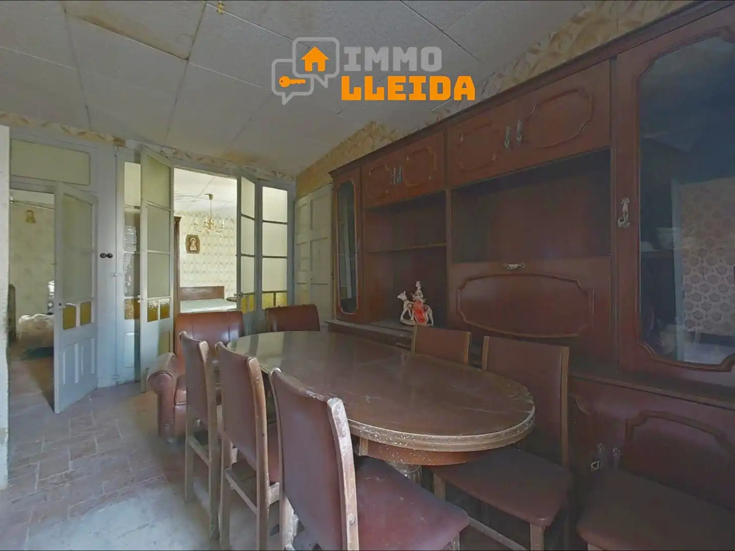Casa adosada en venta en Cervera con Trastero y Amueblado