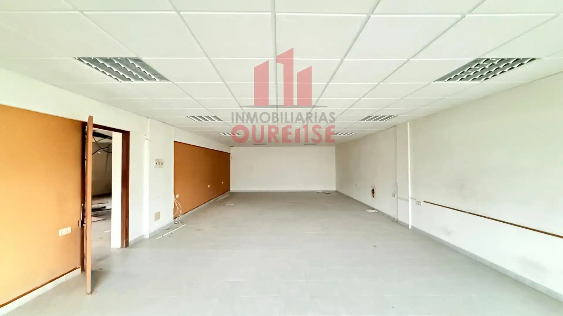 Fabrikhallen zur Miete in Ourense Capital 