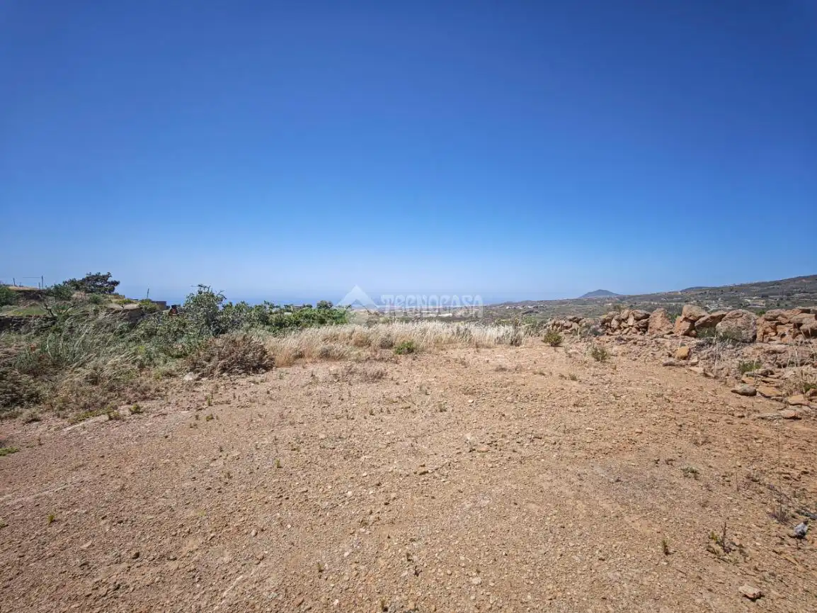 Terreno en venta en Arona
