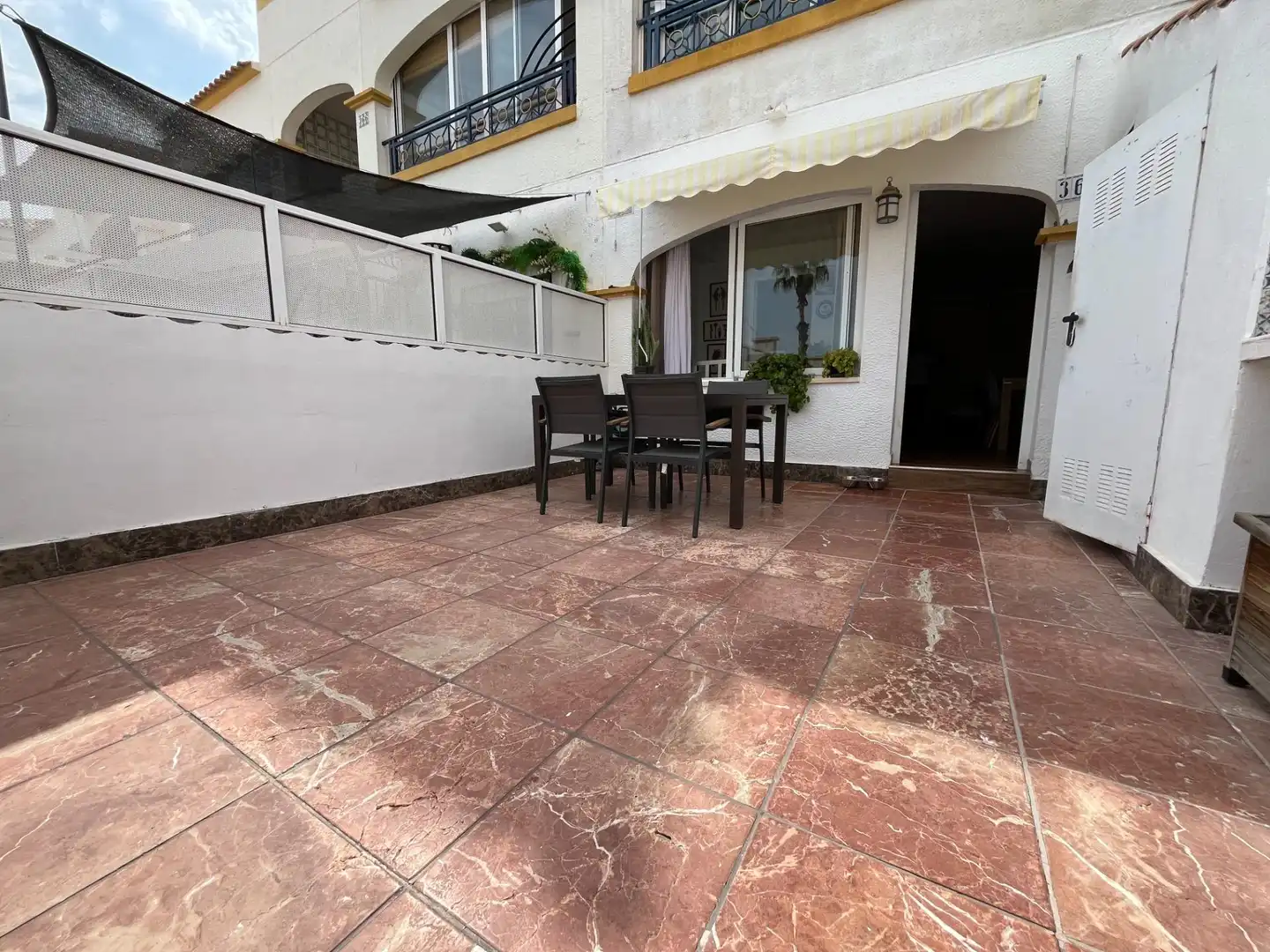 Bungalow amb piscina en venda a Avenida Avenida Escandinavia 72, imagen 3