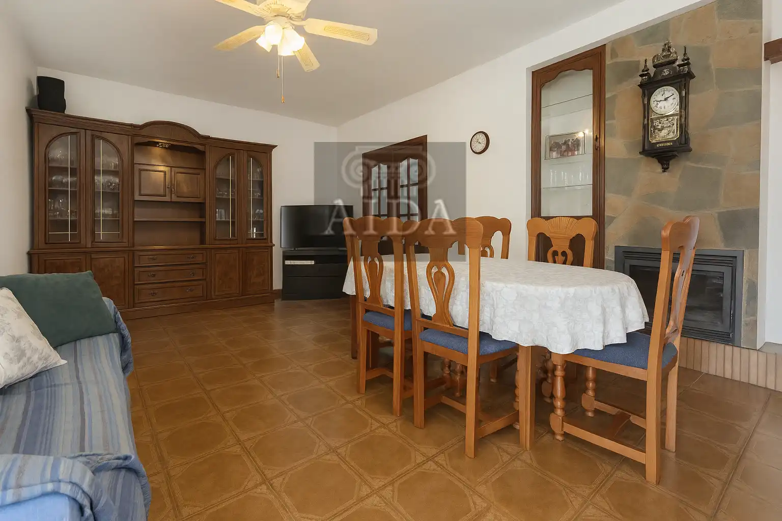 Detached house with pool for sale in Selwo, imagen 6