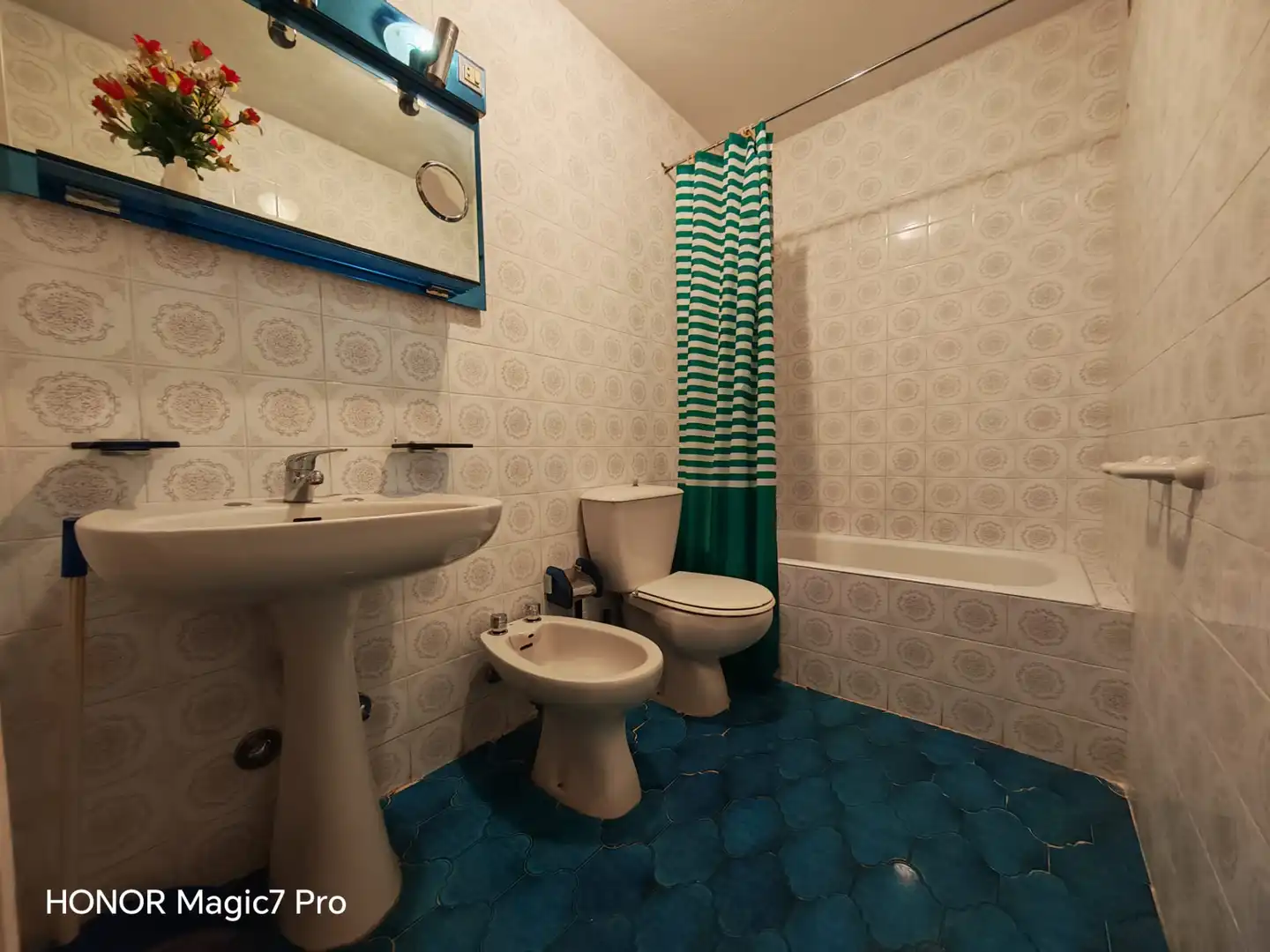 Baño de Piso en venta en Madrid con Parquet, Terraza y Trastero