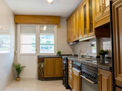 Kitchen of Flat for sale in Lena  with Terrace and Balcony