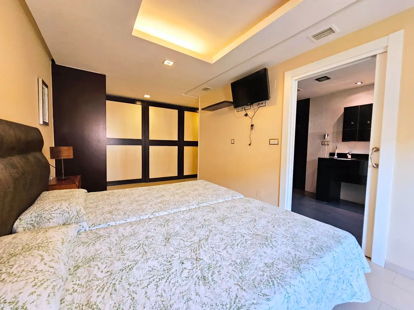 Habitación de Piso en venta en Cartagena con Aire acondicionado, Calefacción y Trastero