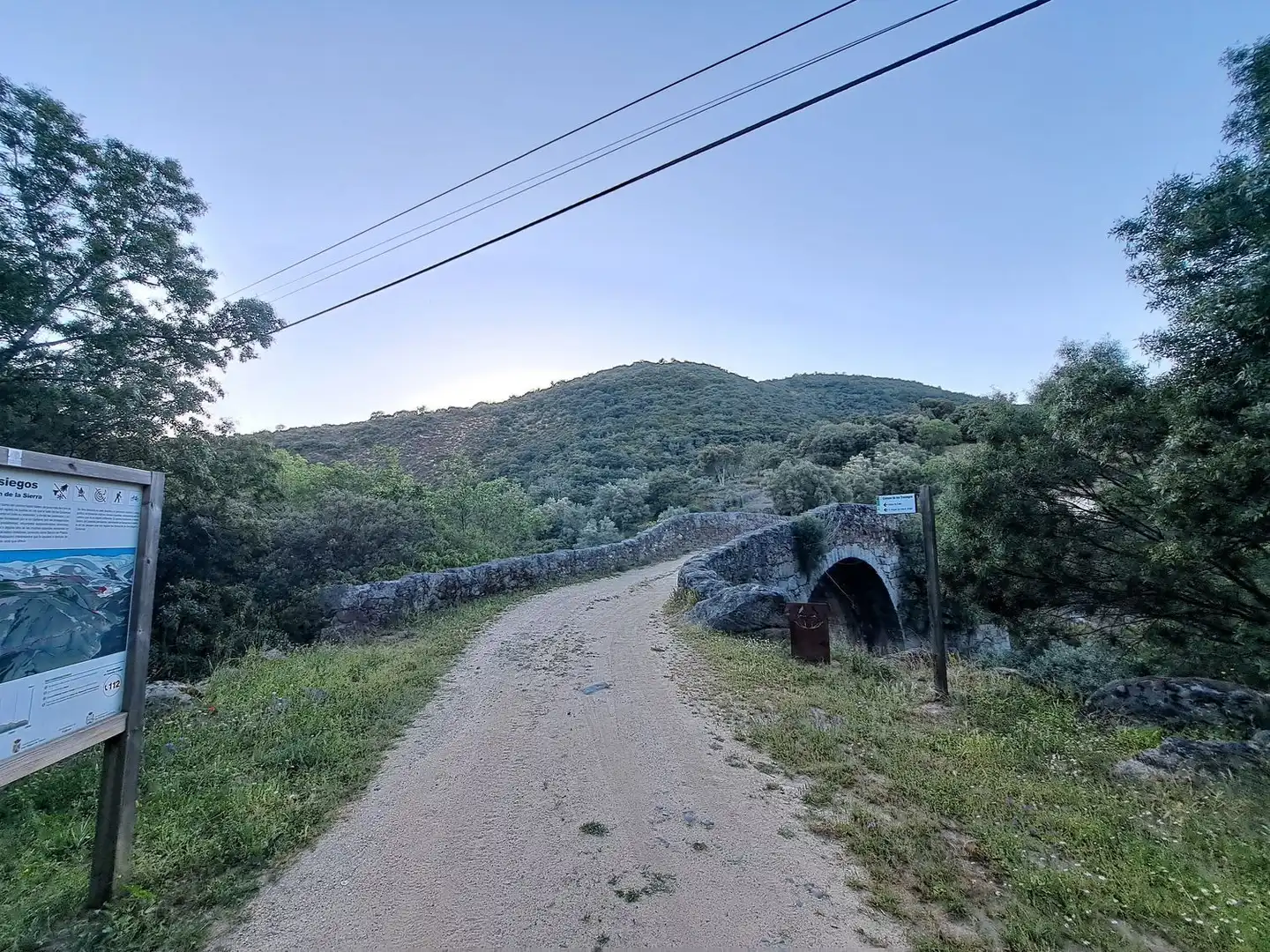 Vista exterior de Casa o chalet en venta en San Esteban de la Sierra
