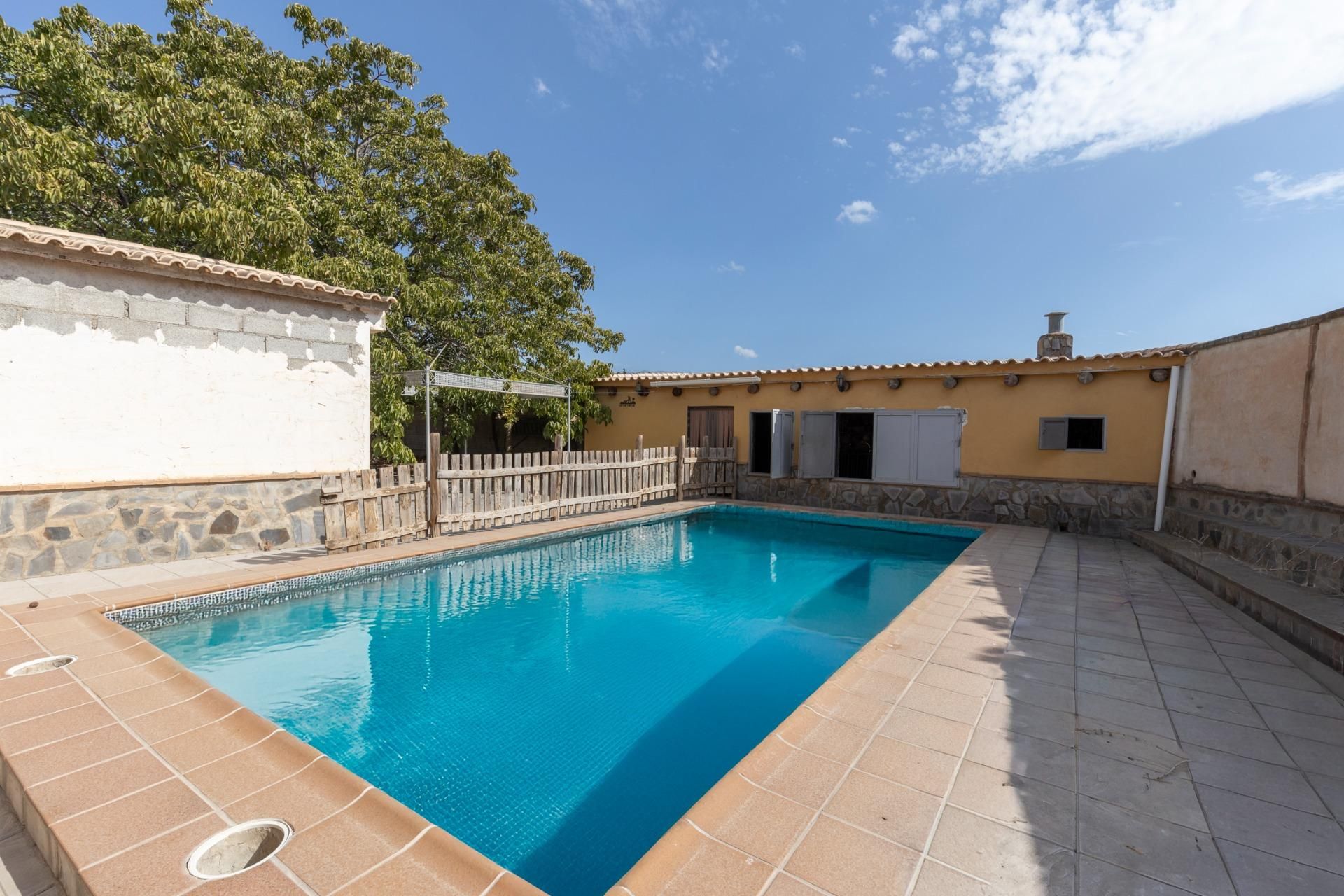 Piscina de Finca rústica en venda en Alhendín amb Piscina