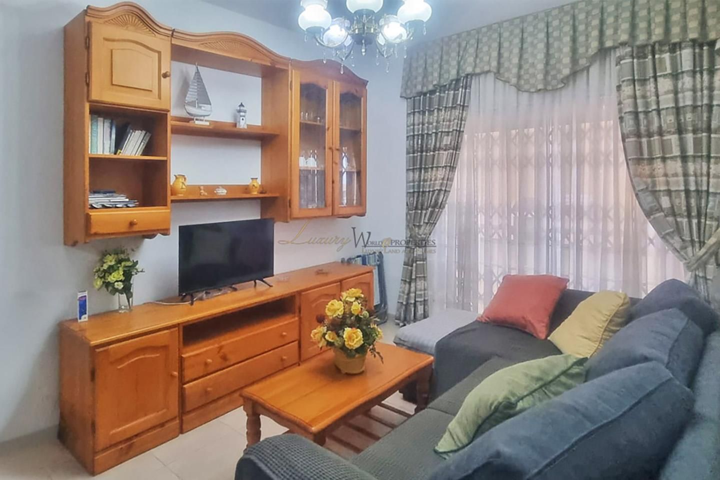 Living room of Apartment for sale in Arona  with Furnished
