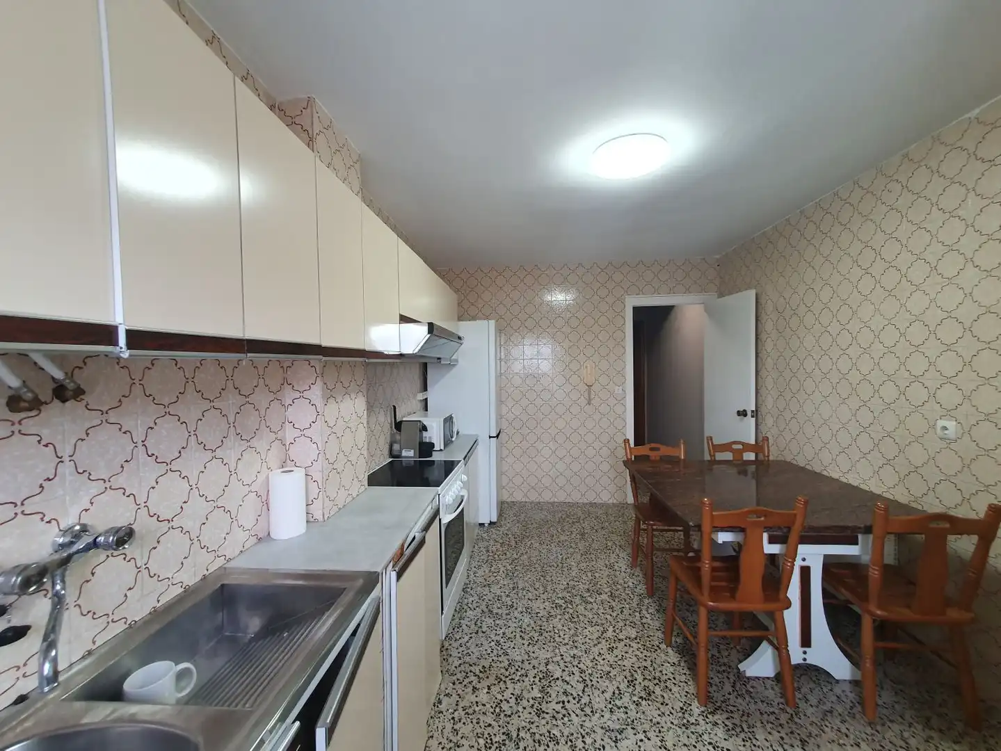 Cuina de Pis de lloguer en Grado amb Calefacció