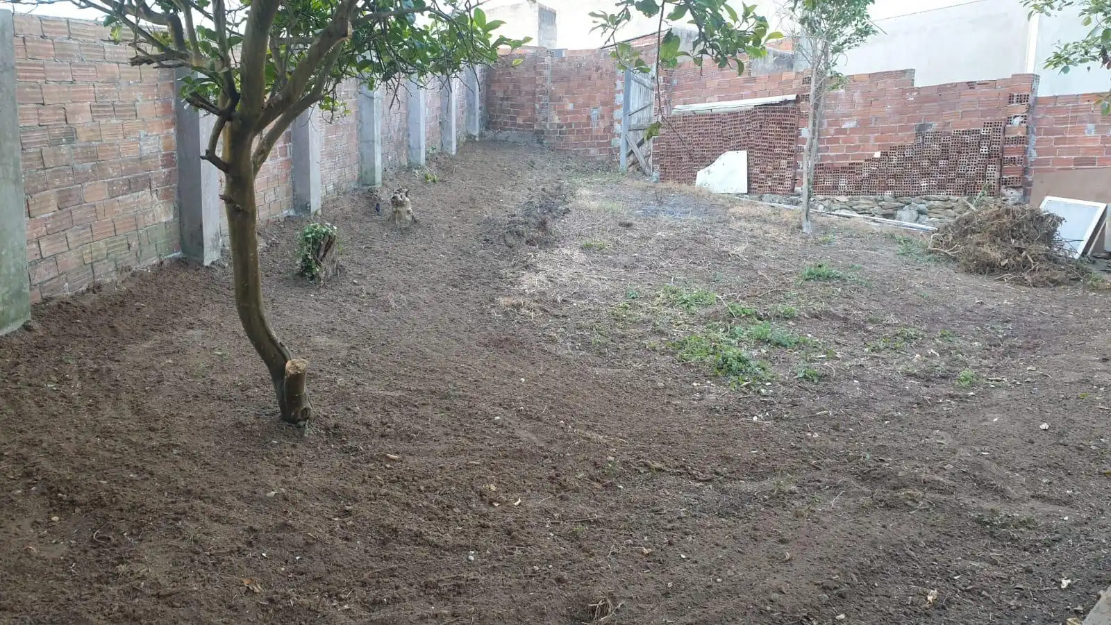 Terreny residencial en venda a Calle AGRA RIO