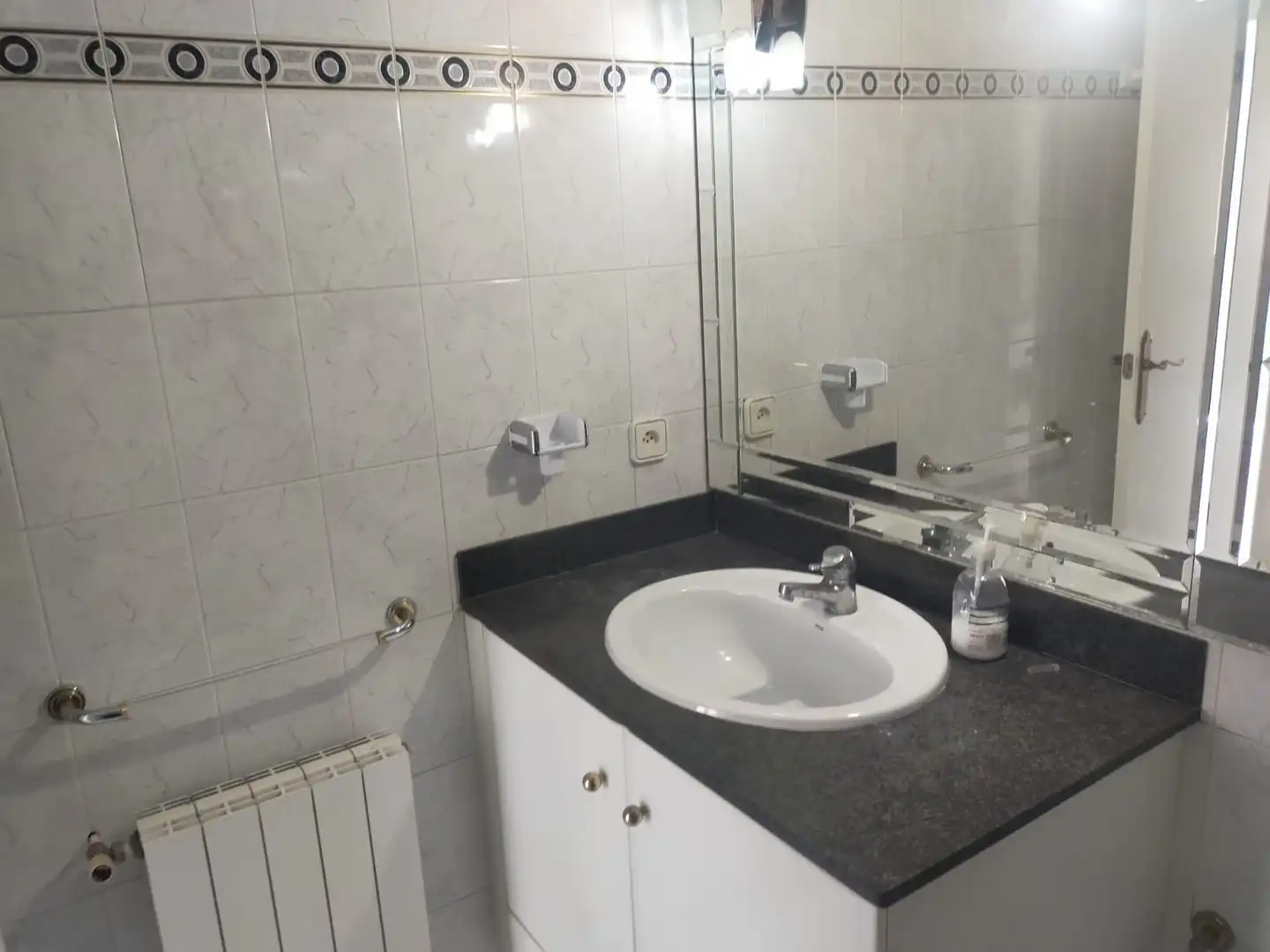Baño de Piso en venta en Palamós con Balcón