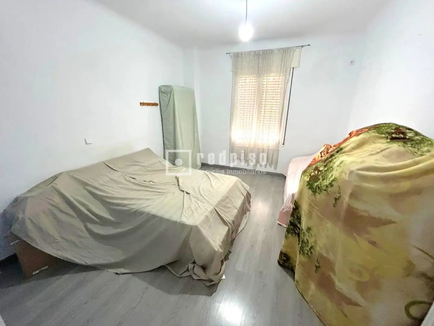 Habitación de Piso en venta en Madrid con Jardín privado