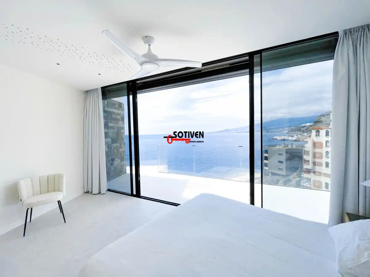 Habitación de Casa o chalet de alquiler en El Rosario con Terraza y Piscina