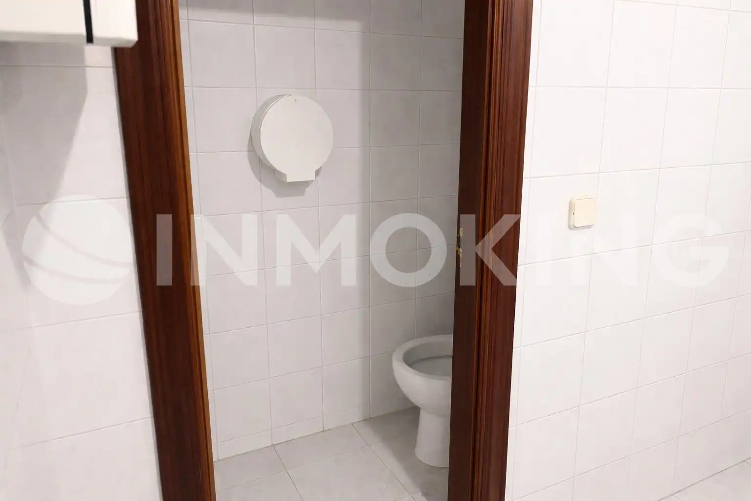 Badezimmer von Fabrikhallen zur Miete in Torrejón de Ardoz