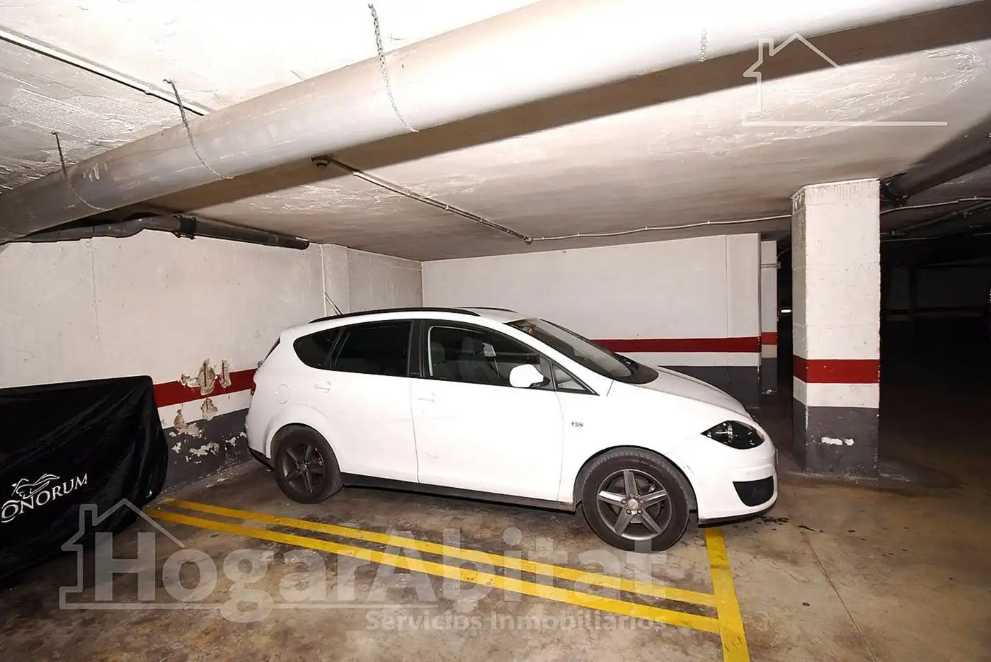 Parking of Flat for sale in Onda  with Air Conditioner, Terrace and Storage room
