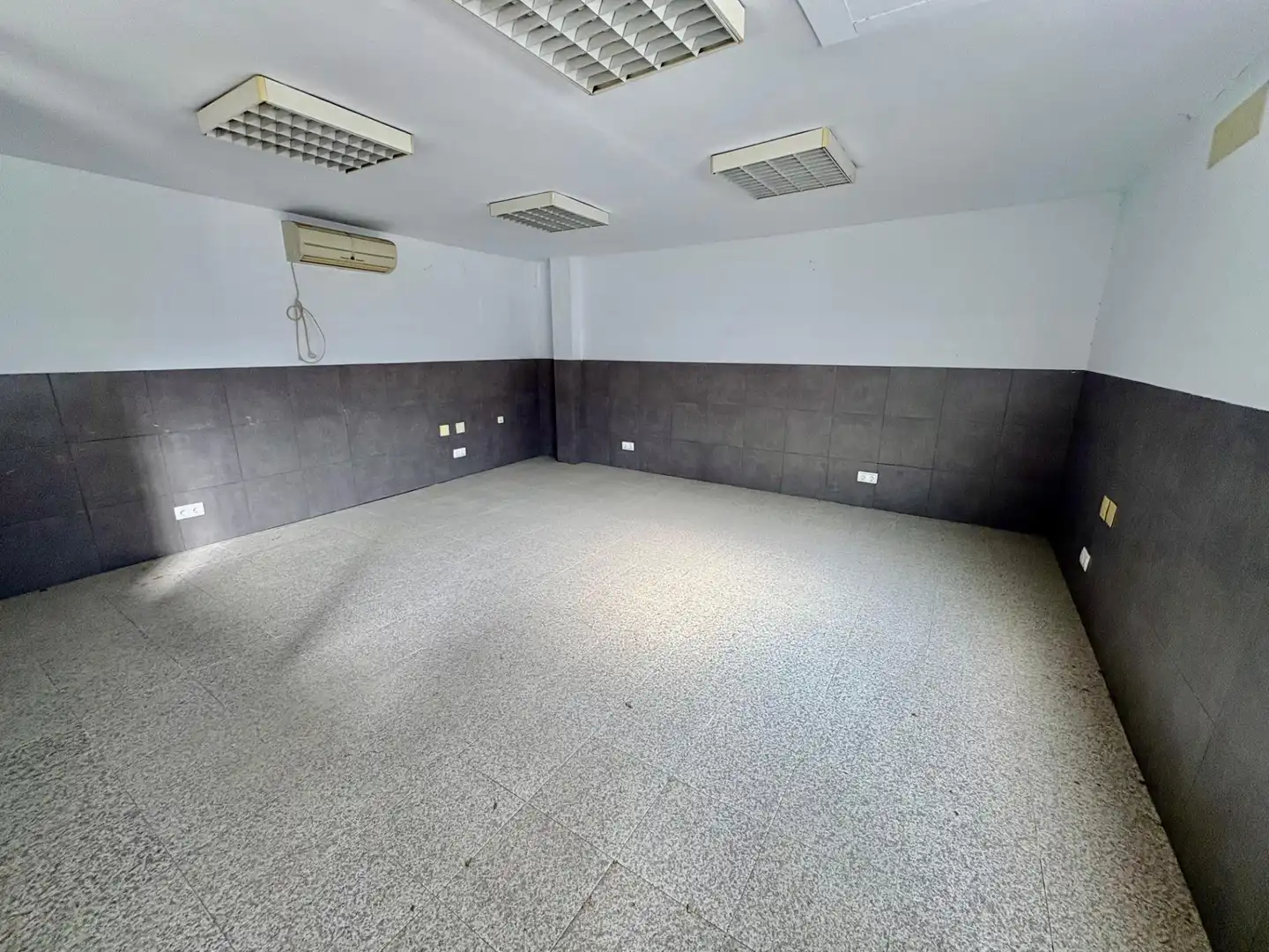 Nave industrial en venta en Corazón de María