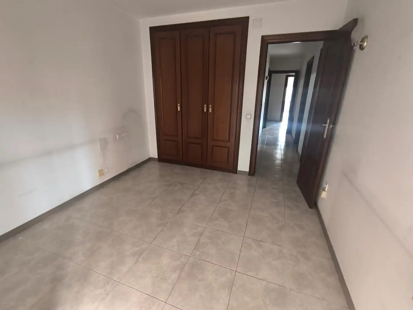 Flat for sale in Manresa  with Air Conditioner, Heating and Balcony