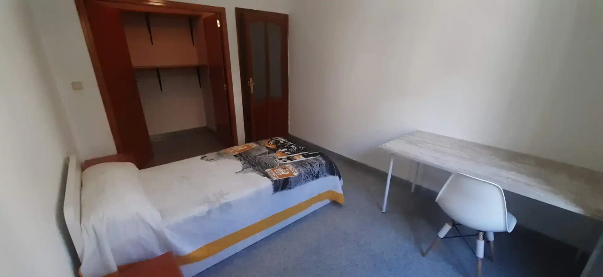 Bedroom of Flat for rent in Ontinyent
