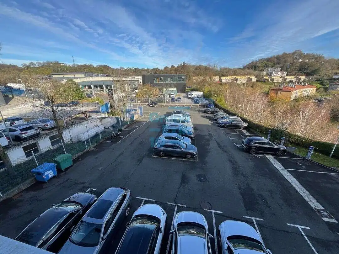 Parkplatz von Büro zur Miete in Donostia - San Sebastián 