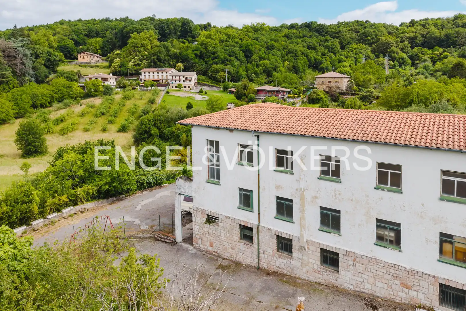 Exterior view of Houses for sale in Donostia - San Sebastián   with Air Conditioner, Heating and Private garden