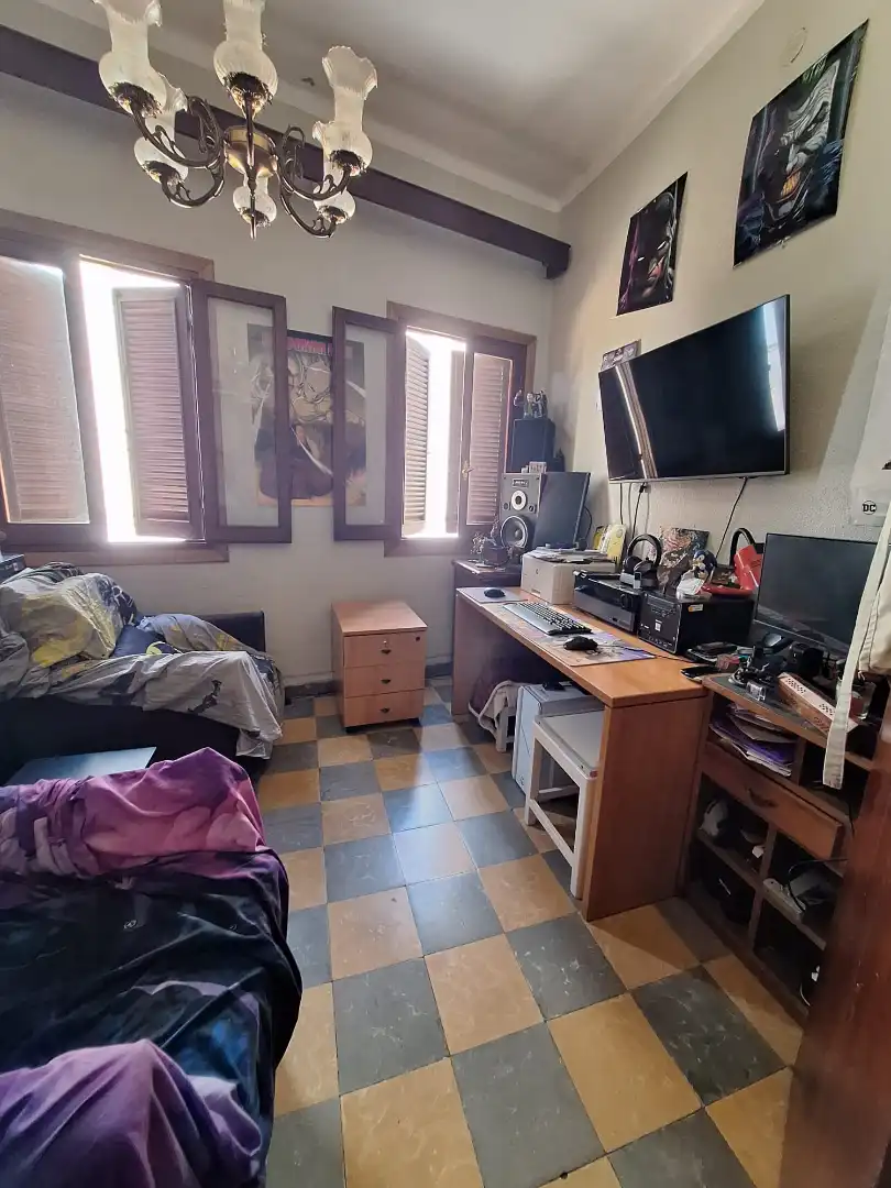 Schlafzimmer von Gebäude zum Verkauf in La Línea de la Concepción mit Alarm