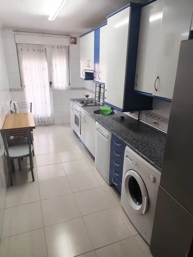 Cuina de Pis en venda en Palencia amb Calefacció i Terrassa