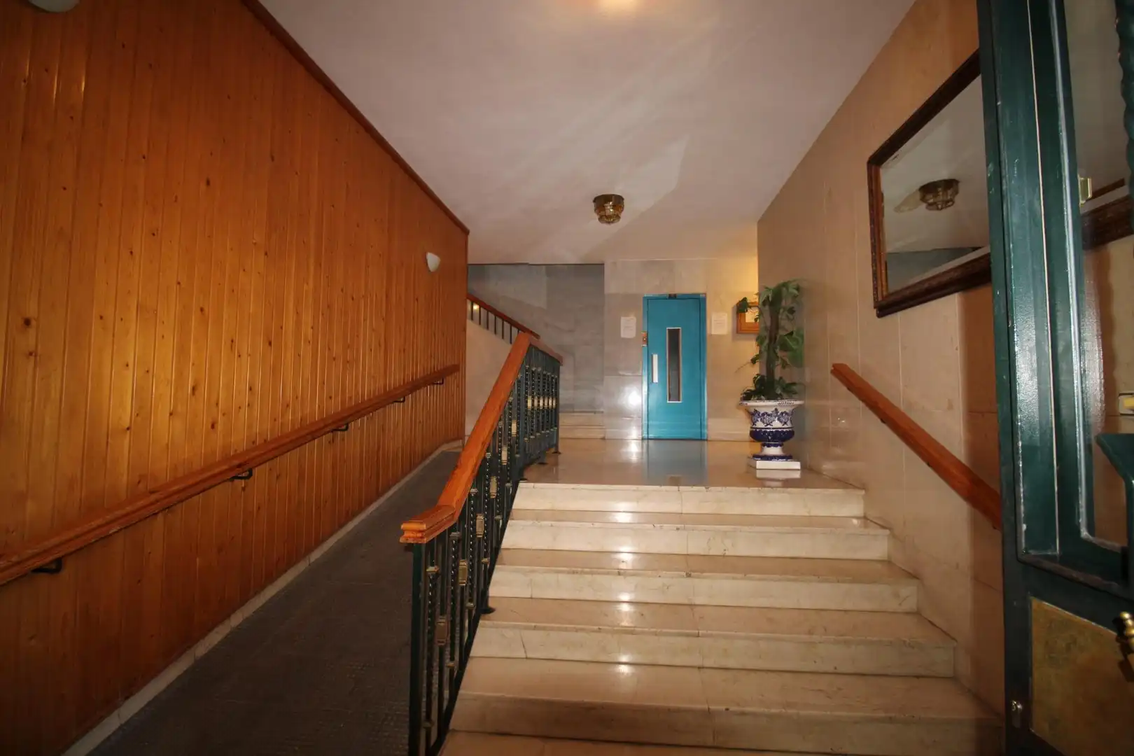 Flat for rent in Calle Palencia, , 11, Barrio de Zaidín