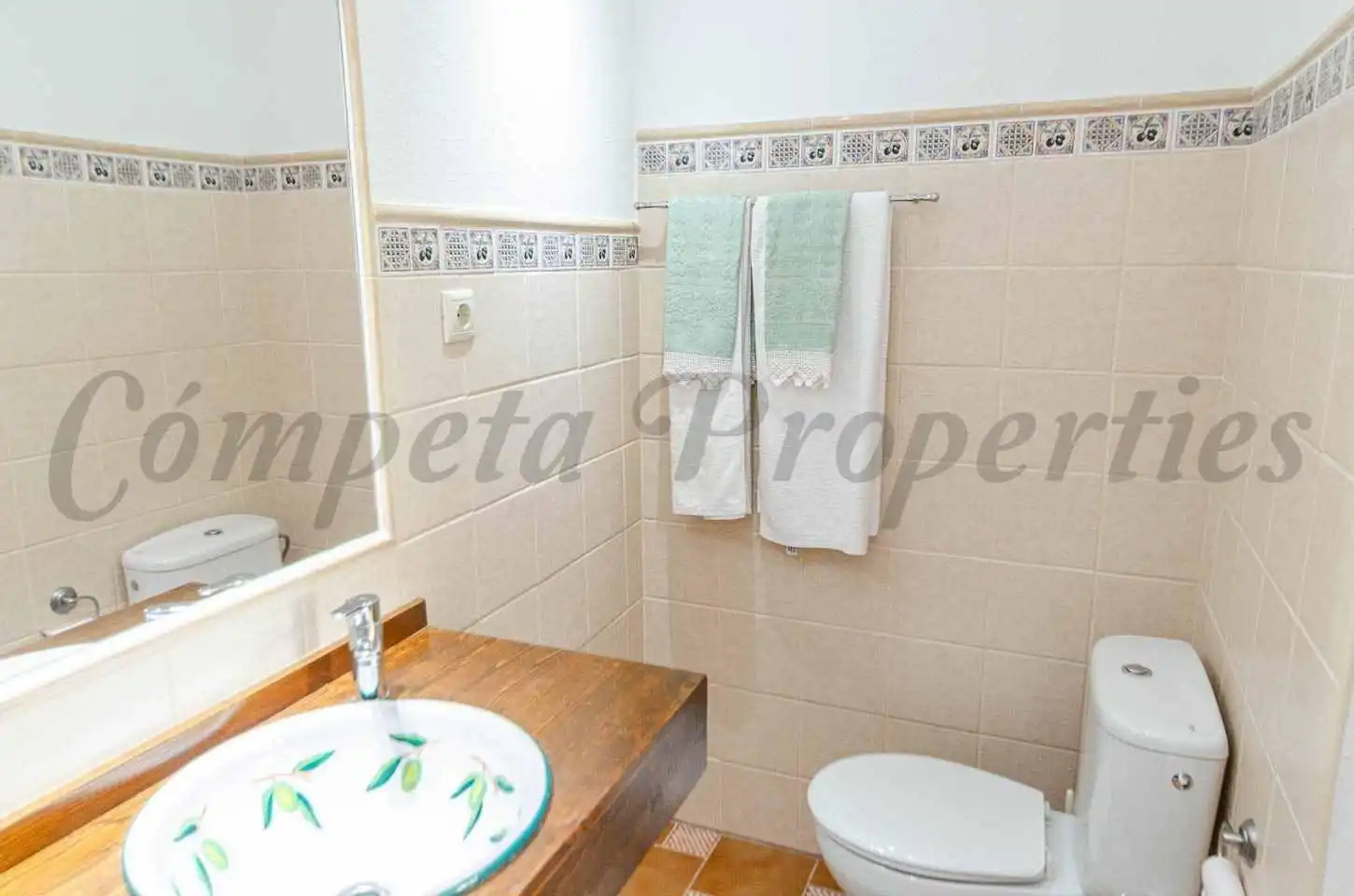 Houses for sale in Canillas de Albaida, Málaga