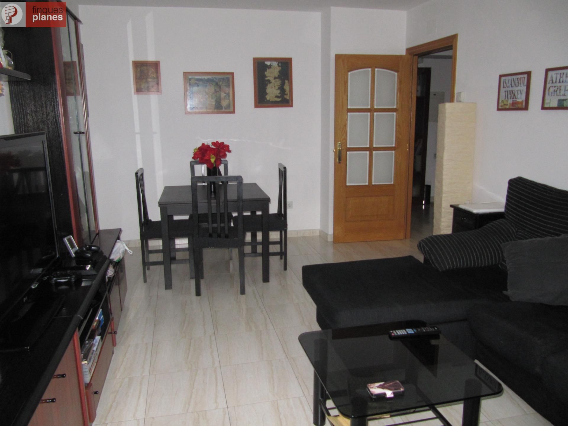 Menjador de Dúplex en venda en La Seu d'Urgell amb Calefacció