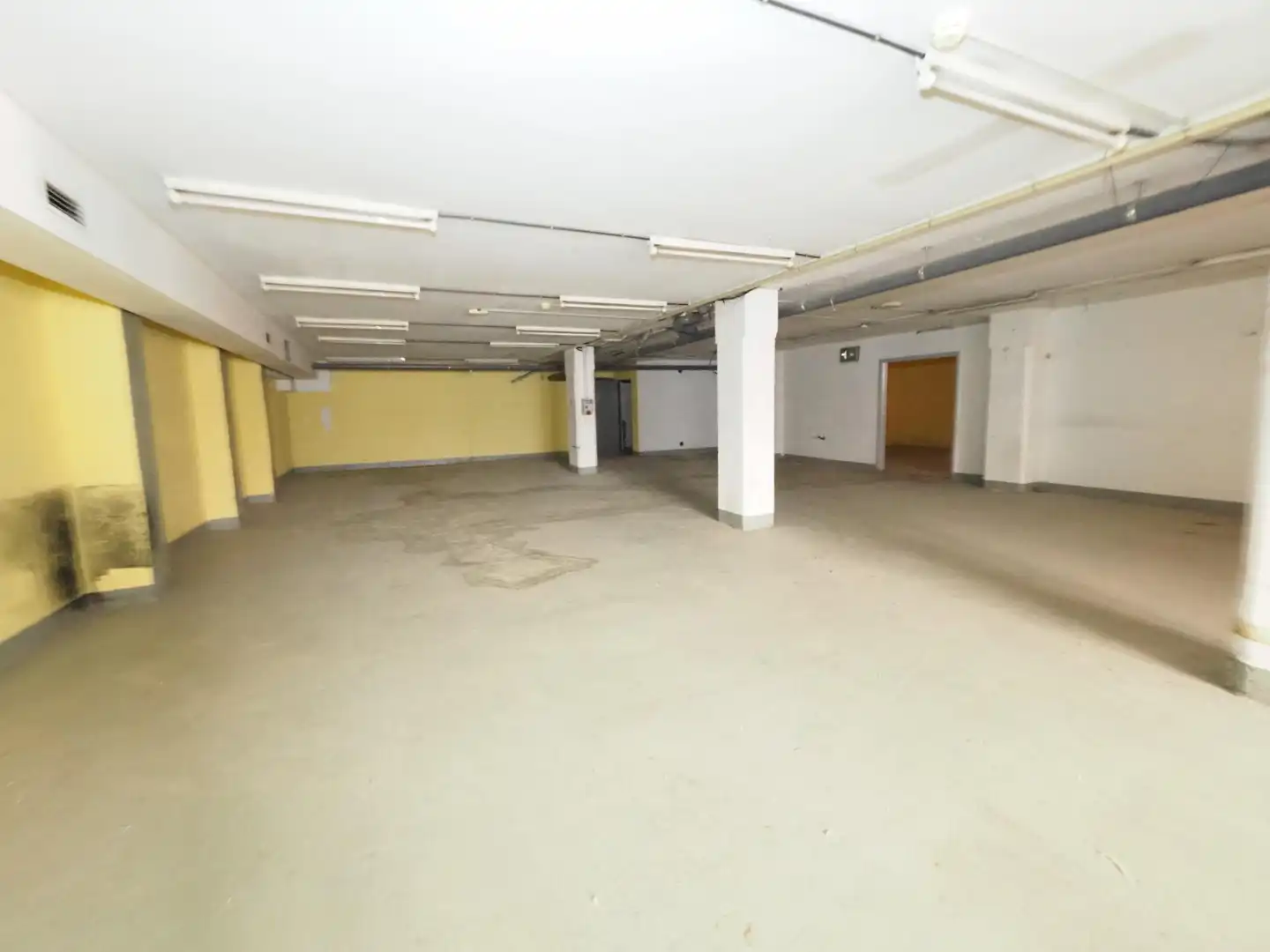 Local comercial en venta en Mercat, imagen 6