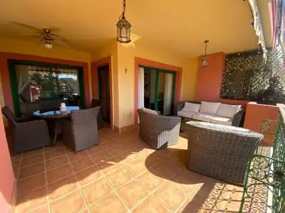 Apartamento con piscina en venta en Centro ciudad, imagen 2