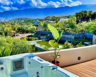 Vista exterior de Casa o xalet en venda en Puerto de la Cruz amb Terrassa