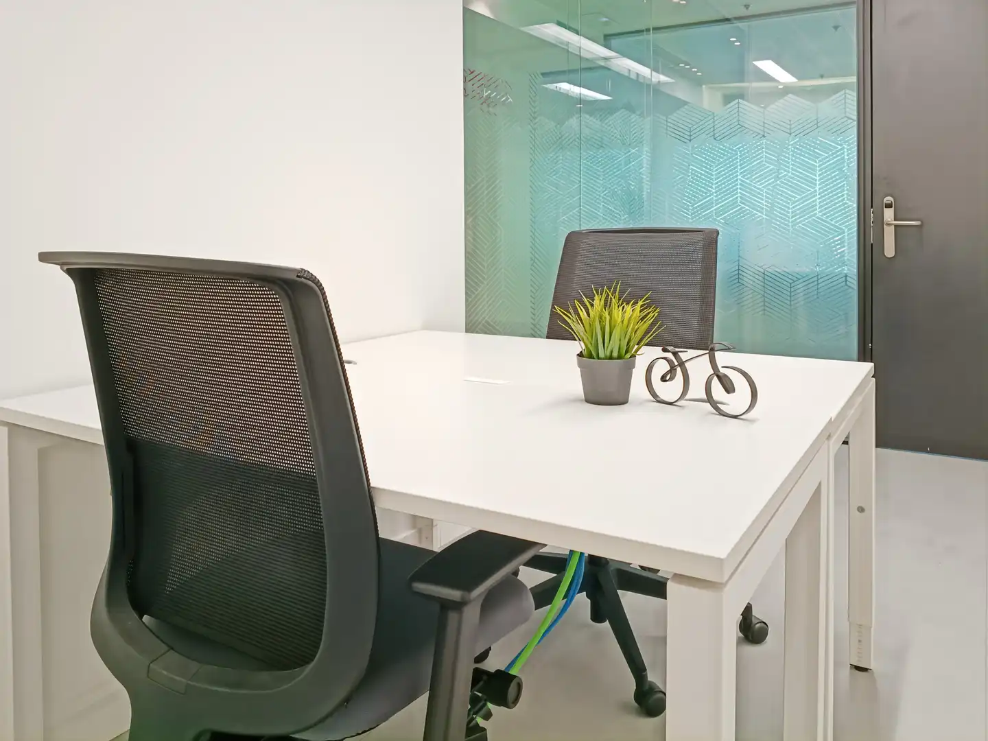 Büro zur Miete in Barcelona mit Klimaanlage, Heizung und Möbliert