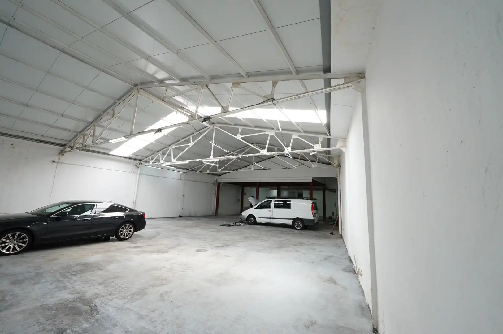 Nau industrial de lloguer en Sabadell