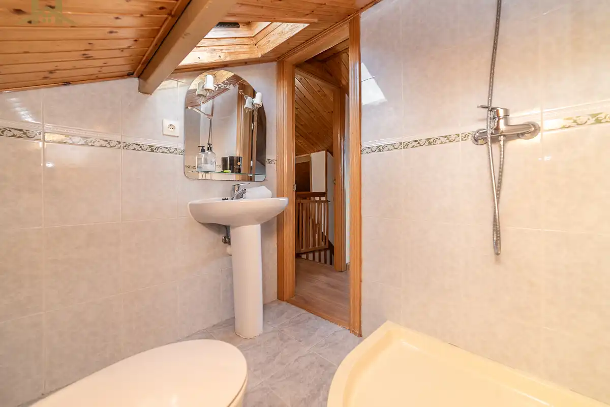 Baño de Casa o chalet en venta en Collado Mediano con Calefacción y Jardín privado