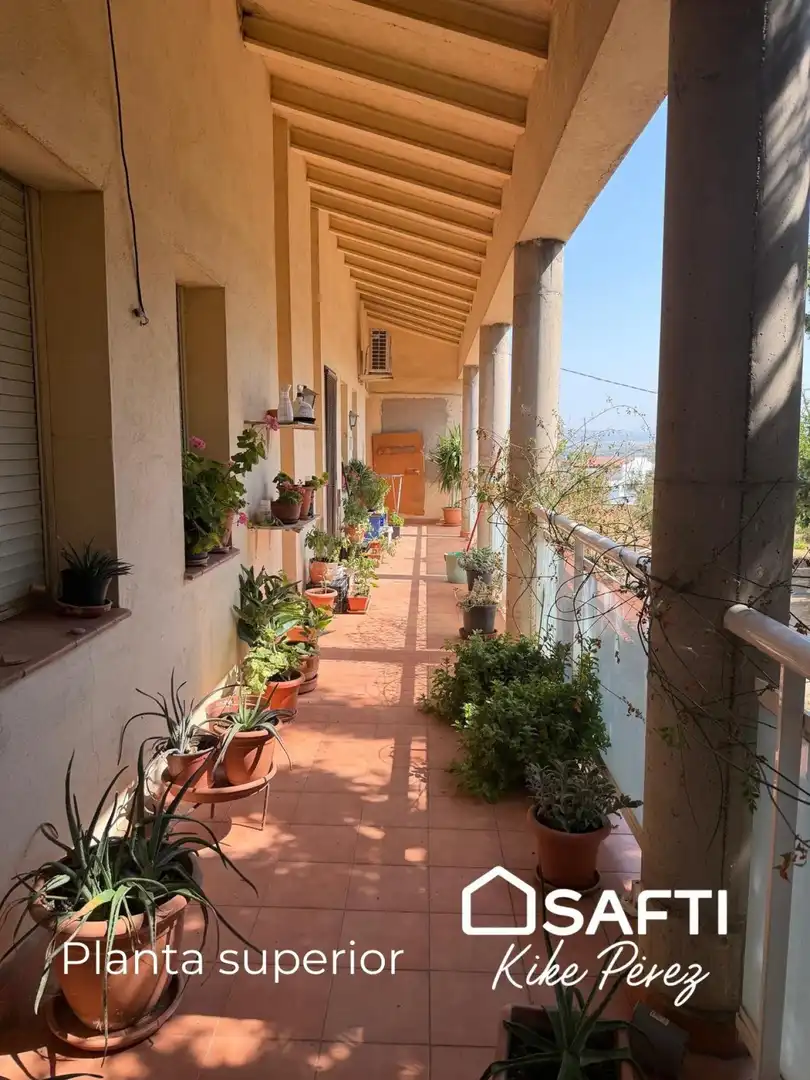 Terraza de Casa o chalet en venta en Alguaire con Calefacción, Terraza y Amueblado