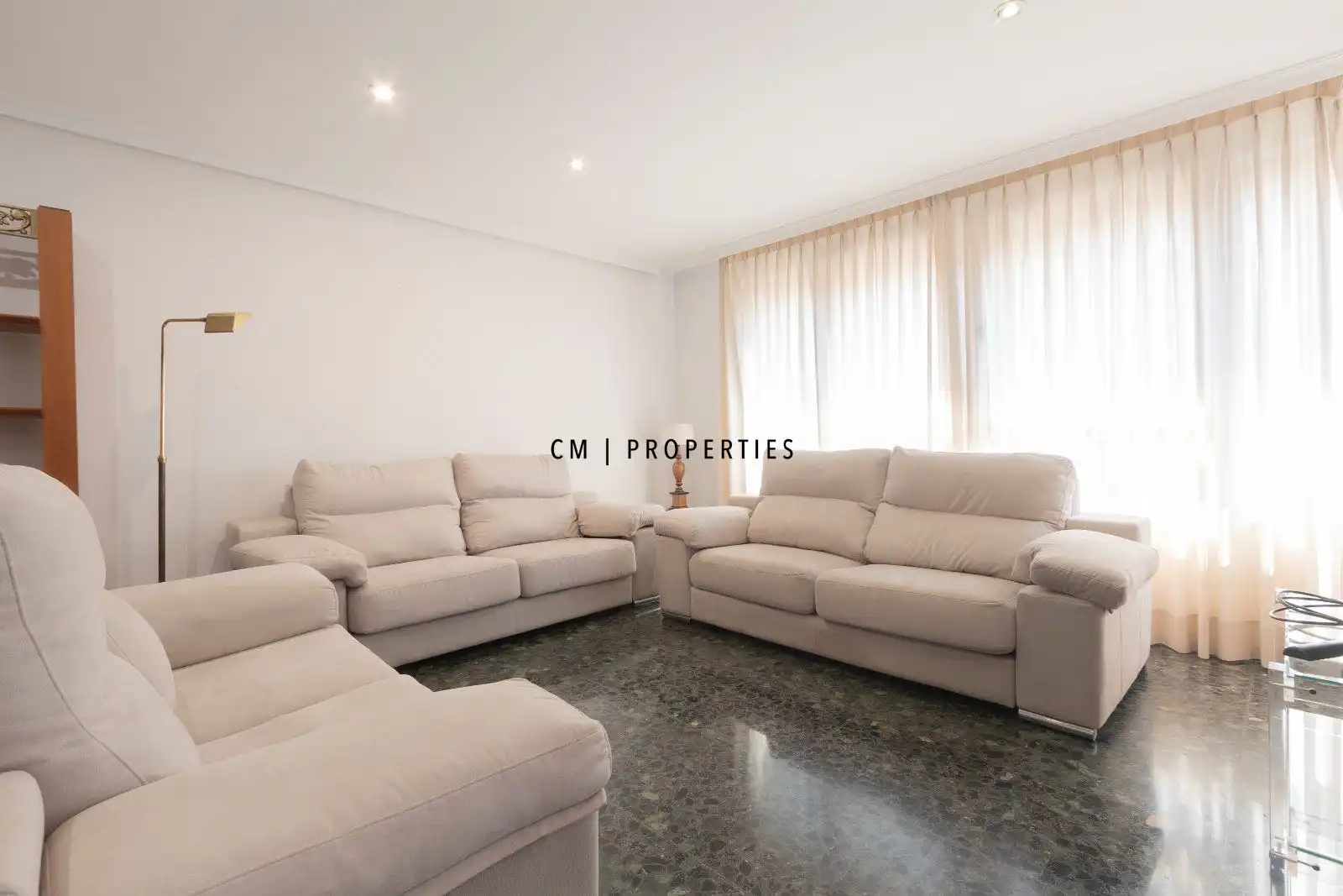 Living room of Flat for rent in Valencia  with Air Conditioner, Heating and Terrace